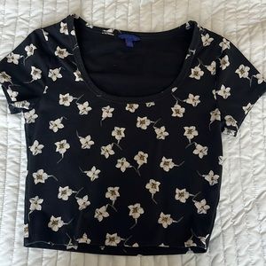 Aeropostale floral crop top